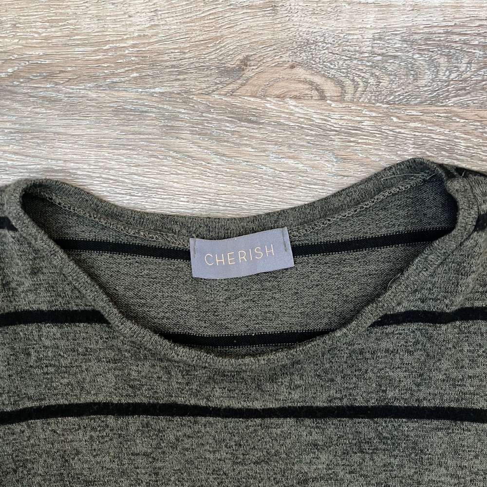 Cherish Women’s Olive and Black Crewneck Sweater - Medium